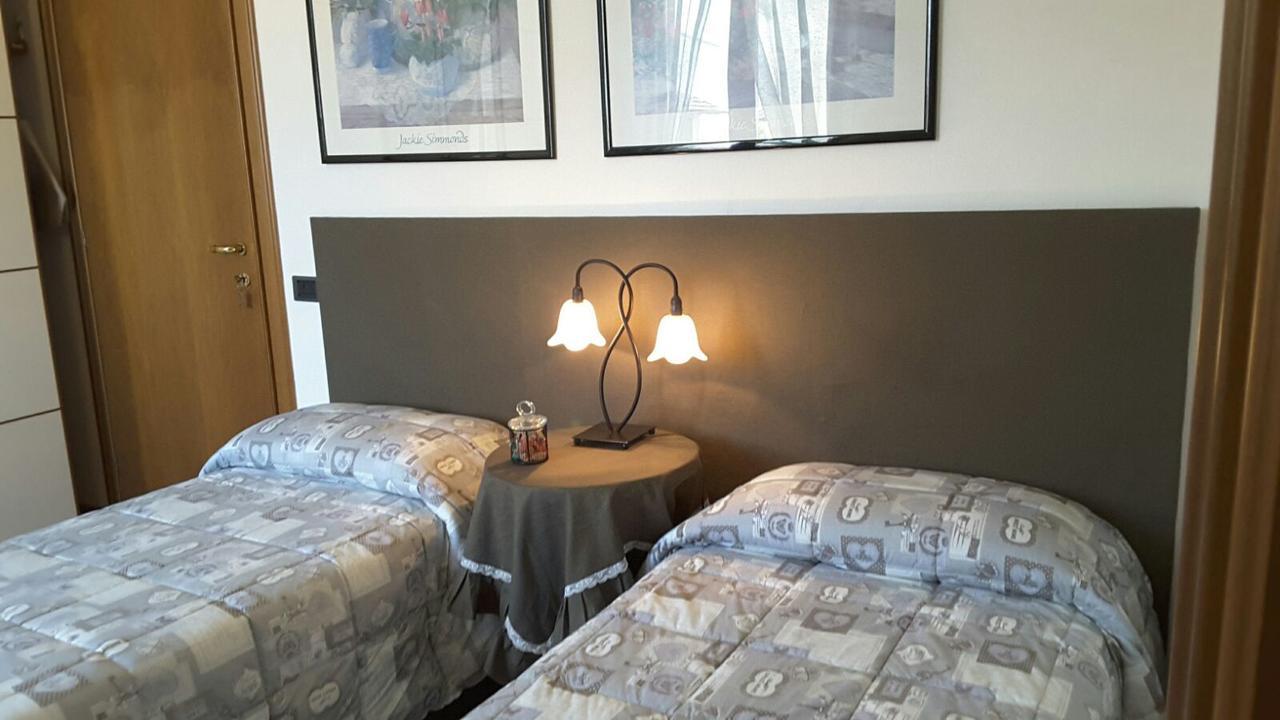 Marinella B&B Cornale Exteriör bild